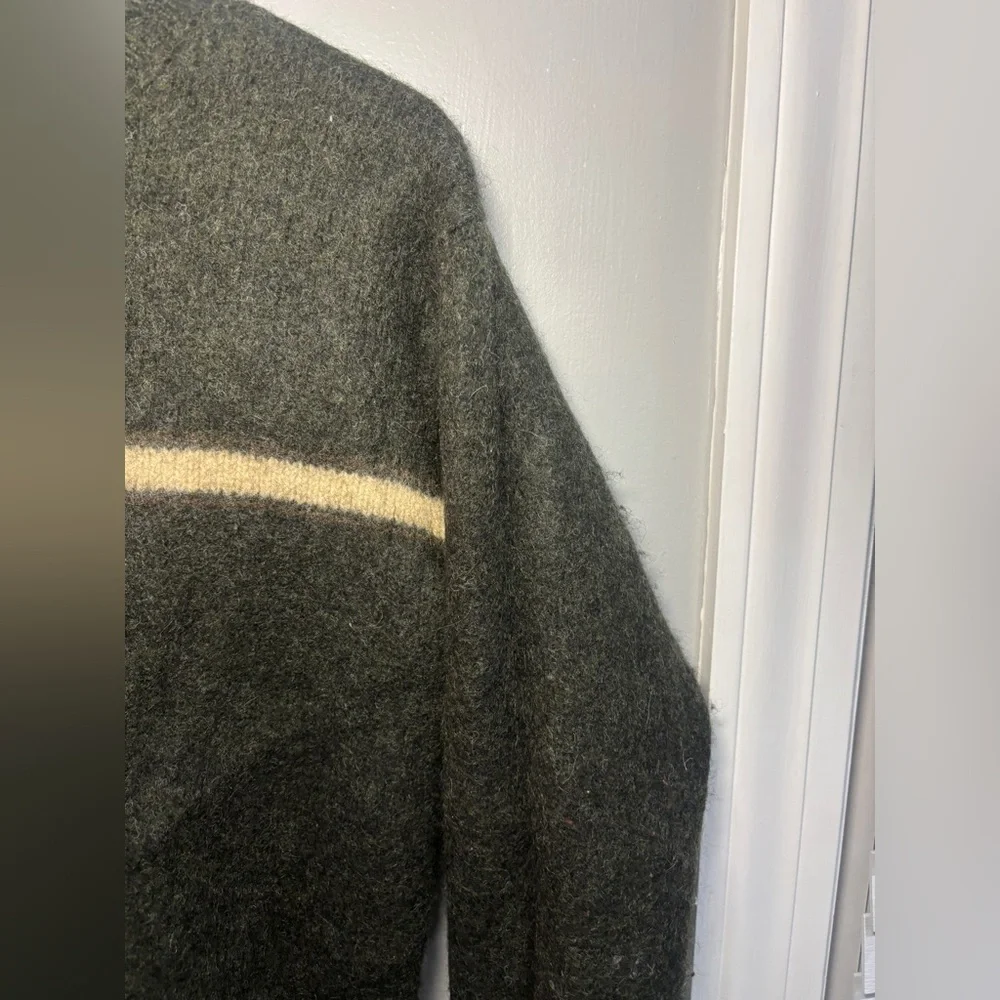 Vintage J. Crew Shetland Wool Dark Gray Sweater Size XL Pullover Crew Neck - Picture 3 of 7